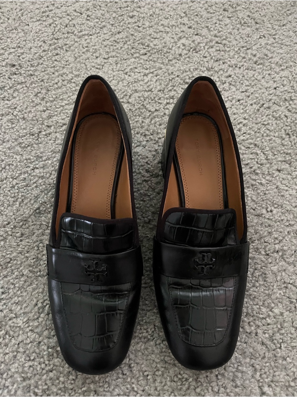 Tory Burch Black Croc-Embossed Leather Loafers with Block Heel - Picture 2 of 7